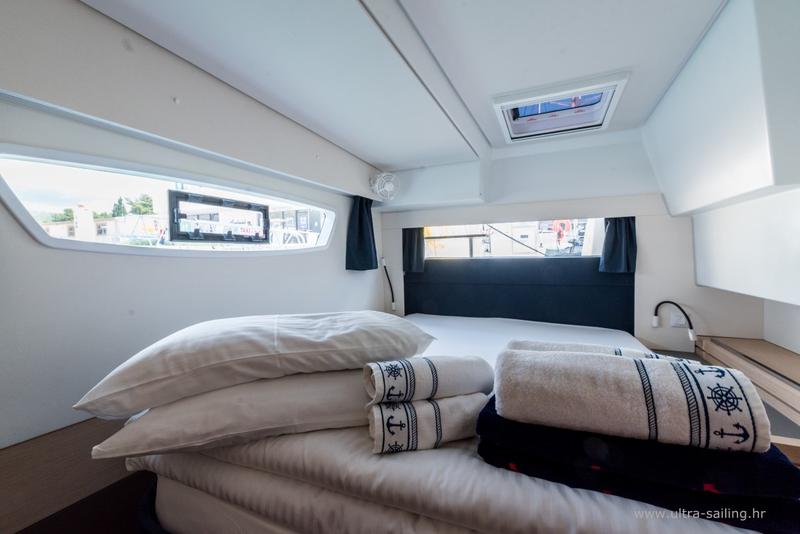 Book yachts online - catamaran - Saba 50 - SABA 50 -  AC and generator - rent