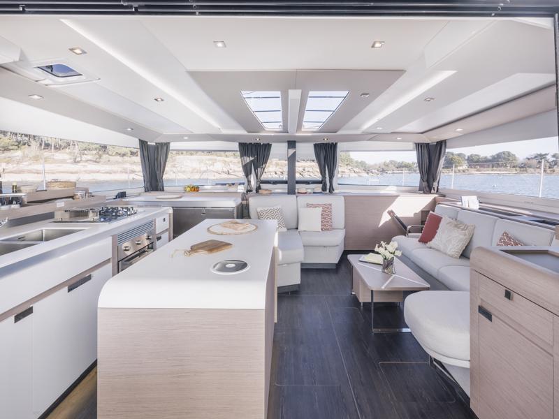 Book yachts online - catamaran - Aura 51 - COSMOS - rent