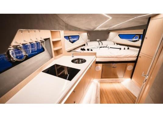 Book yachts online - motorboat - Focus FORZA 37 - FORZA GTX - rent