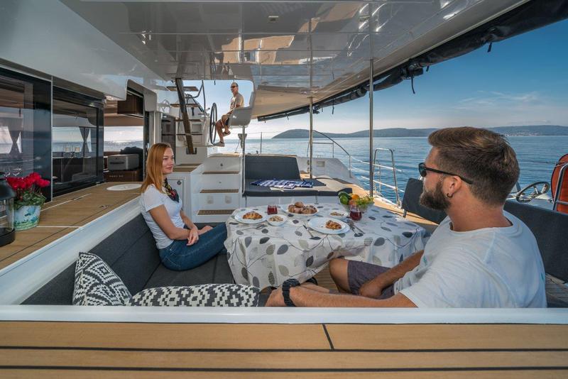 Book yachts online - catamaran - Lagoon 450 Sport LUX - PRINCESS SOFIA - rent