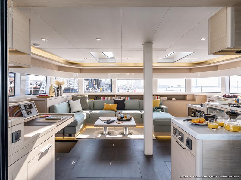 Book yachts online - catamaran - Lagoon 55 luxury owner version - PRINCESS S - rent