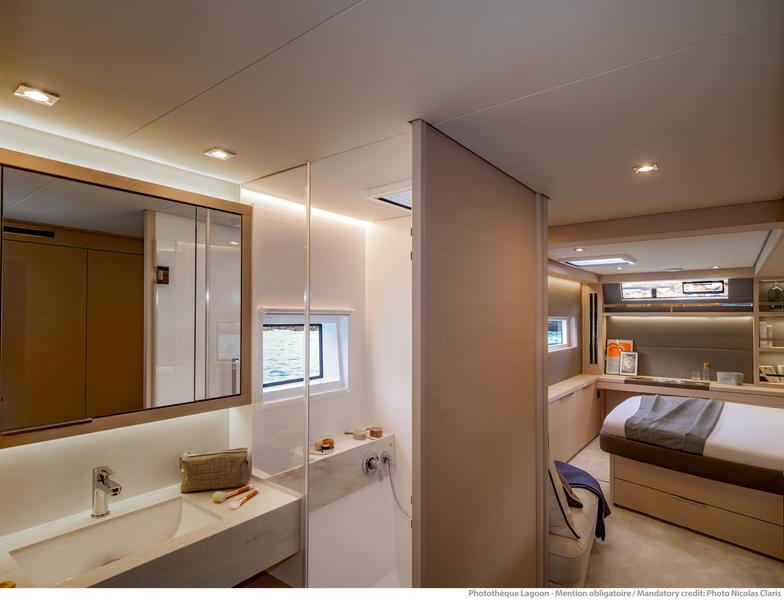 Book yachts online - catamaran - Lagoon 55 luxury owner version - PRINCESS S - rent