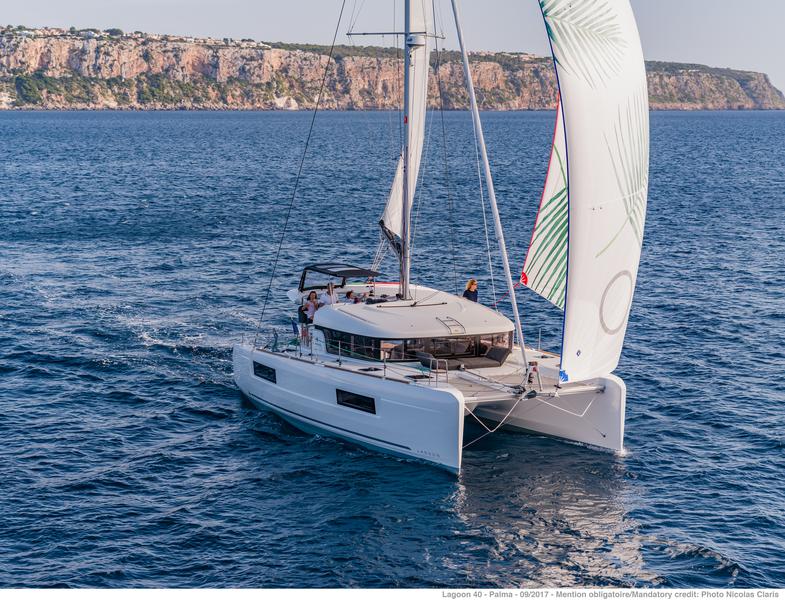 Book yachts online - catamaran - Lagoon 40 - SAIL4FUN - rent
