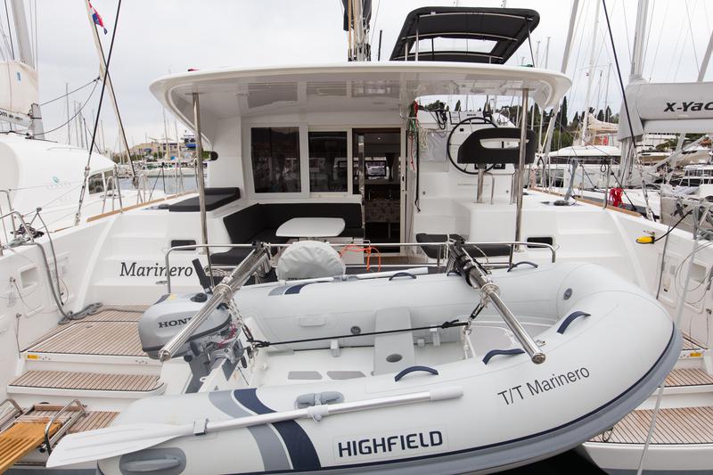 Book yachts online - catamaran - Lagoon 40 - MARINERO - rent