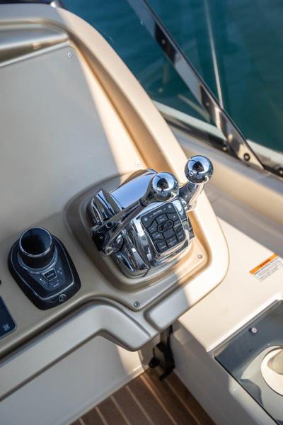 Book yachts online - motorboat - Monte Carlo 6 - ALVONA - rent