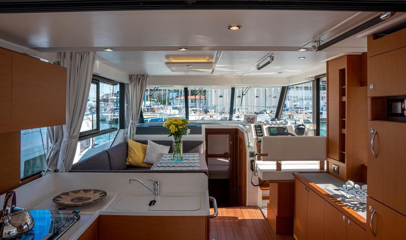 Book yachts online - motorboat - Swift Trawler 41 - JUDITA - rent