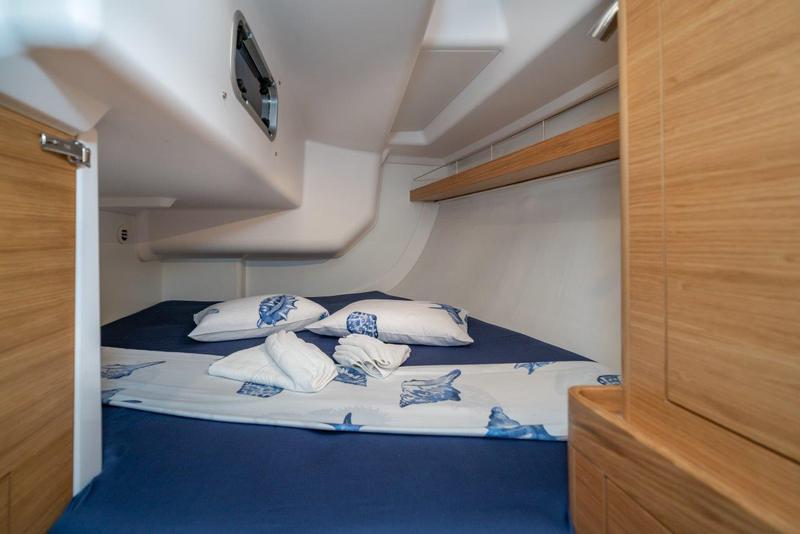 Book yachts online - sailboat - Xc 35 - LADY X  - rent