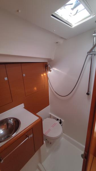 Book yachts online - sailboat - Sun Odyssey 439 - Pasithea - rent