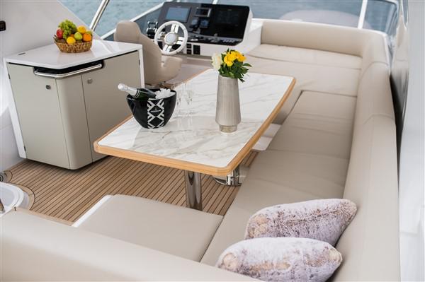 Book yachts online - motorboat - Azimut 55 Fly - MAWI - rent