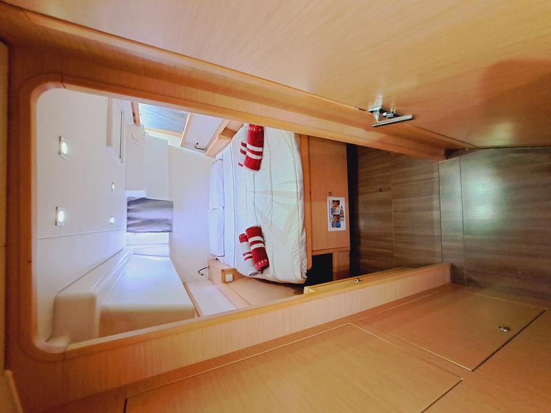 Book yachts online - catamaran - LAGOON 450 - DISCOVERY 6a MH-2-25-11 - rent