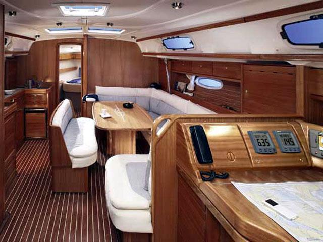 Book yachts online - sailboat - Bavaria 42 Cruiser - TOISJO - rent