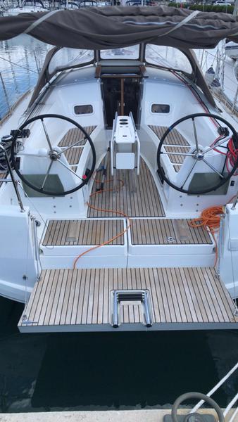 Book yachts online - sailboat - Sun Odyssey 349 - VITA - rent