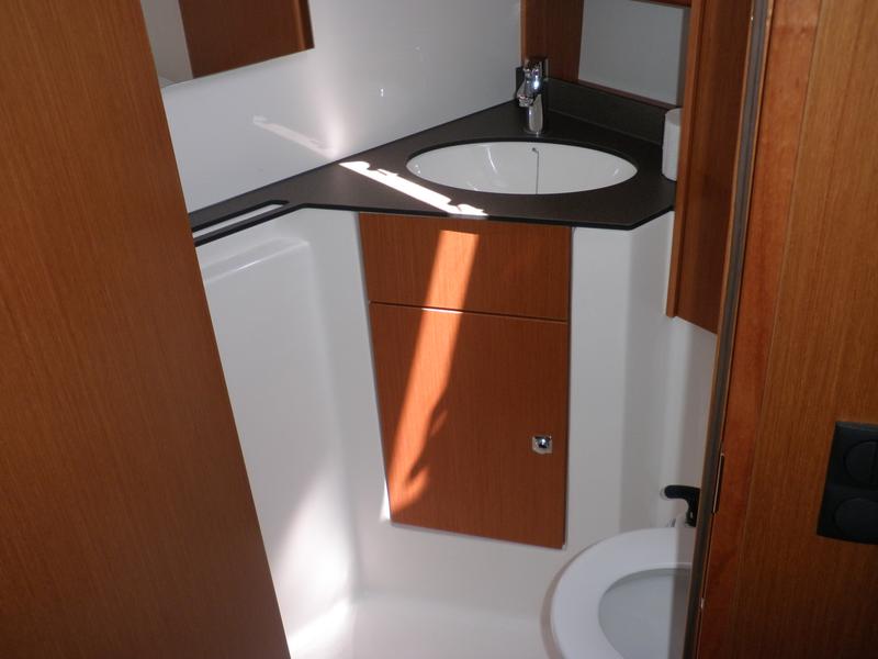 Book yachts online - sailboat - Bavaria Cruiser 46 - VERA 3 - rent