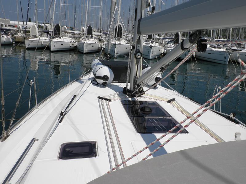 Book yachts online - sailboat - Bavaria Cruiser 46 - VERA 3 - rent