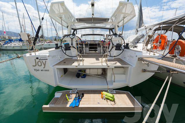 Book yachts online - sailboat - Hanse 548 AC &amp; GEN - JOY - rent