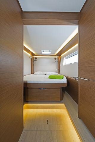 Book yachts online - catamaran - Lagoon 50 A/C &amp; GEN &amp; WM - K3 - rent