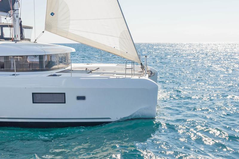 Book yachts online - catamaran - Lagoon 42 A/C &amp; GEN. - WIND WHISPER  - rent