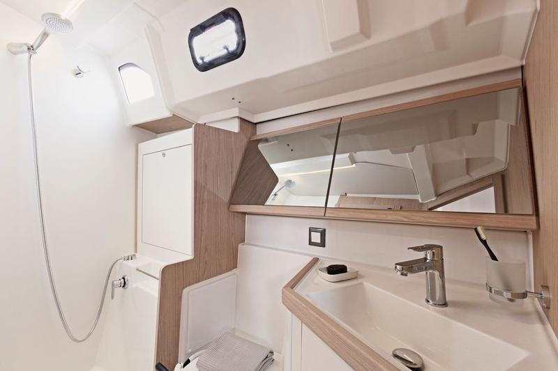 Book yachts online - sailboat - Oceanis 46.1 (5/3) - REBEKKA BLUE - rent