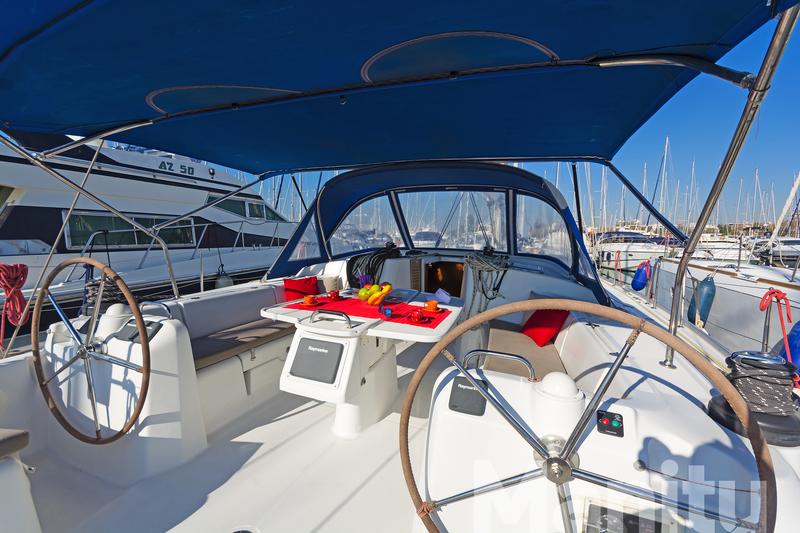 Book yachts online - sailboat - Cyclades 50.5 - Manitu - rent
