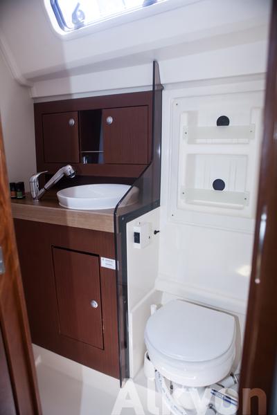 Book yachts online - sailboat - Hanse 345 - Alkion - rent