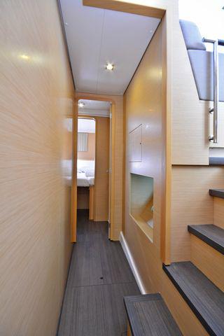 Book yachts online - catamaran - Lagoon 400 S2. - CALLISTO L400 - rent