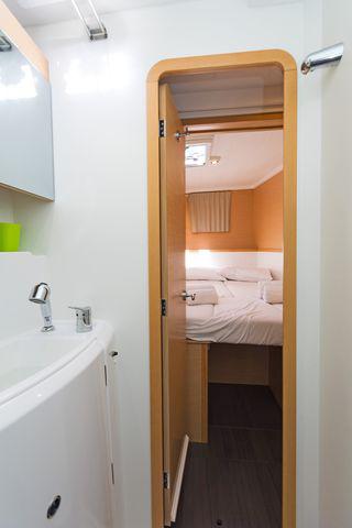 Book yachts online - catamaran - Lagoon 400 S2. - CALLISTO L400 - rent