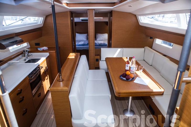 Book yachts online - sailboat - Jeanneau 54 A/C &amp; GEN - Scorpius - rent