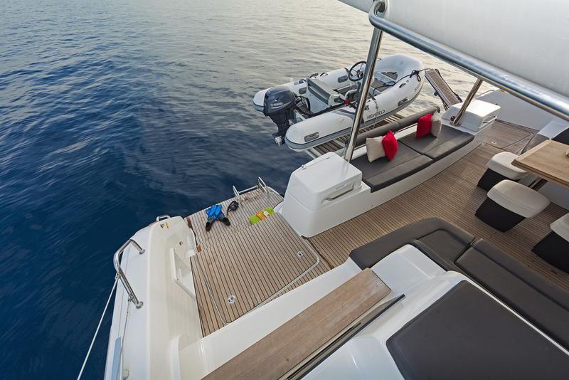 Book yachts online - catamaran - Lagoon 50 A/C &amp; GEN &amp; WM - HAPPY FEET (ONLY SKIPPERED) - rent