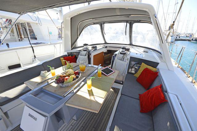 Book yachts online - sailboat - Oceanis 41 - HUSCHEL II - rent