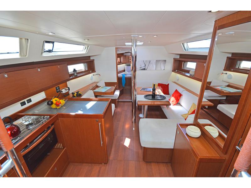 Book yachts online - sailboat - Oceanis 41 - HUSCHEL II - rent