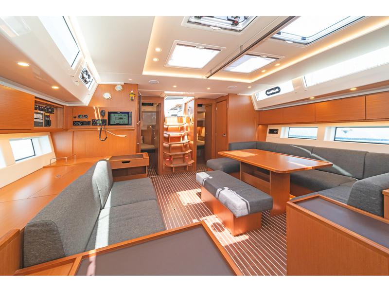 Book yachts online - sailboat - Bavaria C57 A/C &amp; GEN &amp; WM - Seacret - rent