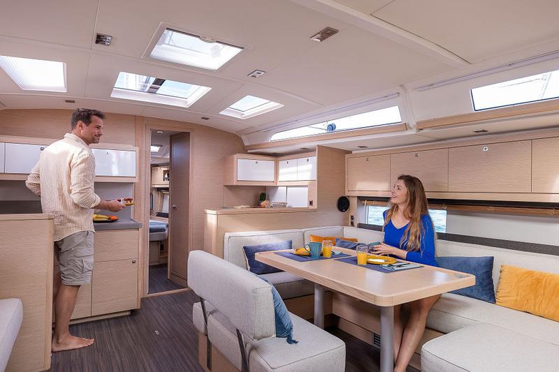 Book yachts online - sailboat - Dufour 470 - EDELWEISS - rent