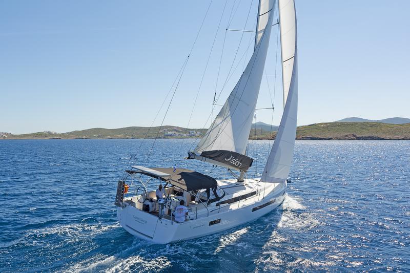 Book yachts online - sailboat - Sun Odyssey 490 4cab - CAPT. JACK SPARROW - rent