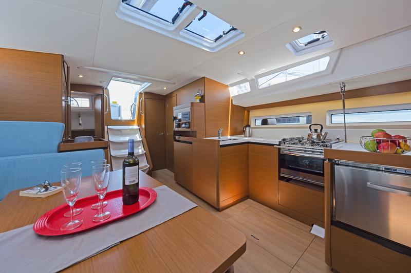 Book yachts online - sailboat - Sun Odyssey 490 4cab - CAPT. JACK SPARROW - rent
