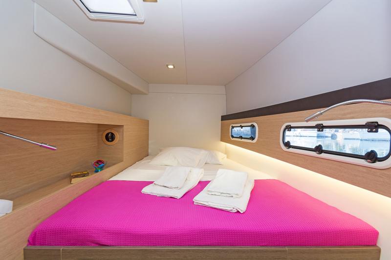 Book yachts online - catamaran - Bali 4.3 A/C &amp; GEN - ANNITA - rent