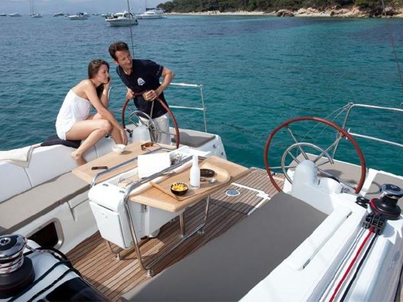 Book yachts online - sailboat - Sun Odyssey 449 - Blind Date II - rent