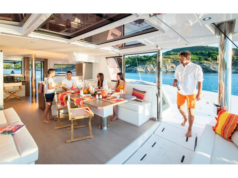 Book yachts online - catamaran - Bali 4.8 - Steno - rent