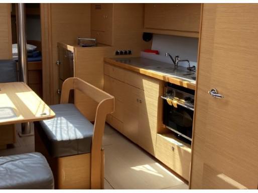 Book yachts online - sailboat - Dufour 430 Grand Large - Hermione - rent