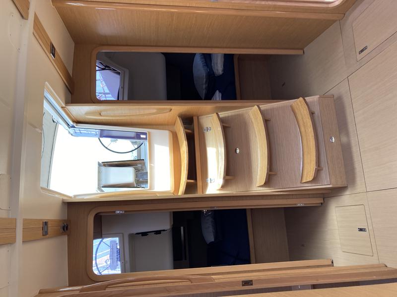 Book yachts online - sailboat - Dufour 430 Grand Large - Hermione - rent