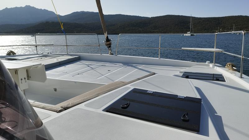 Book yachts online - catamaran - Bali 4.6 - Grampus - rent