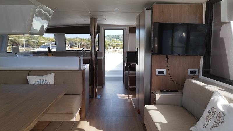 Book yachts online - catamaran - Bali 4.4 - Stenella - rent
