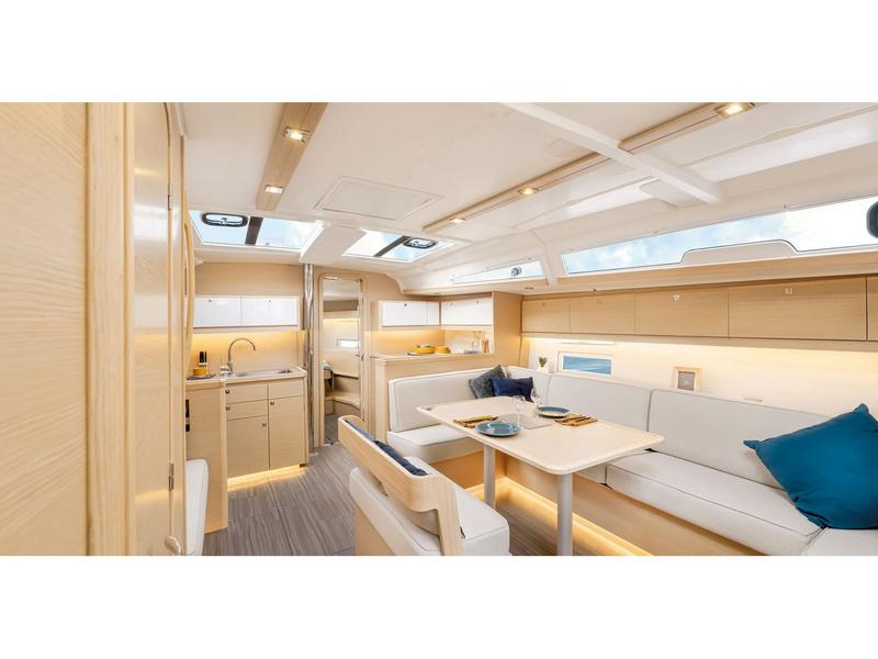 Book yachts online - sailboat - Dufour 430 Grand Large 2022 - Andream - rent