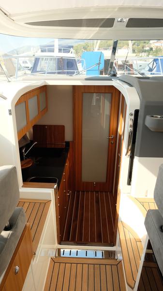Book yachts online - motorboat - Marex 310 Sun Cruiser - Orion - rent