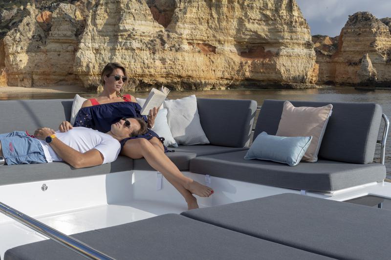 Book yachts online - catamaran - Elba 45 - Santa Maria - rent