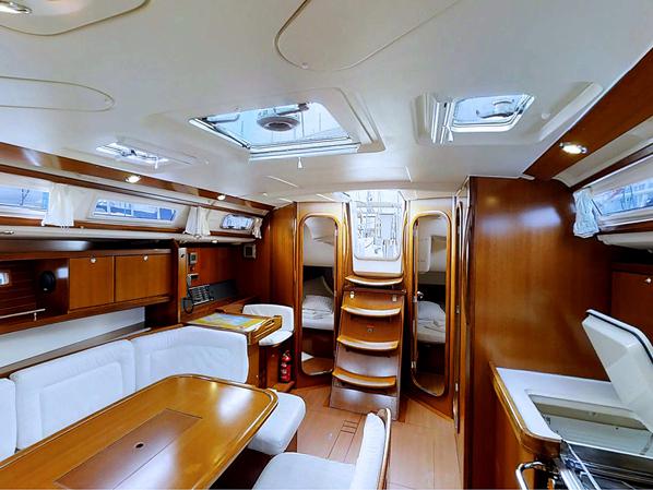 Book yachts online - sailboat - Dufour 425 Grand Large - Animato - rent