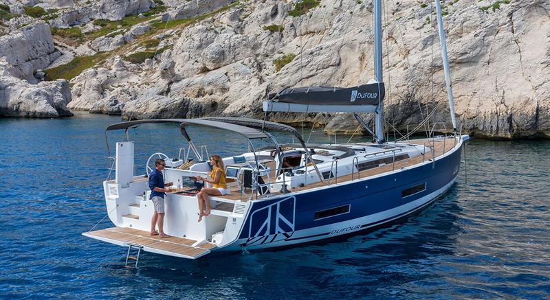 Book yachts online - sailboat - Dufour 530 - Sofia - rent