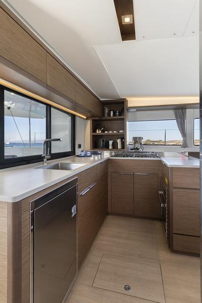 Book yachts online - catamaran - Lagoon 46(12 PAX) - Kaizen - rent
