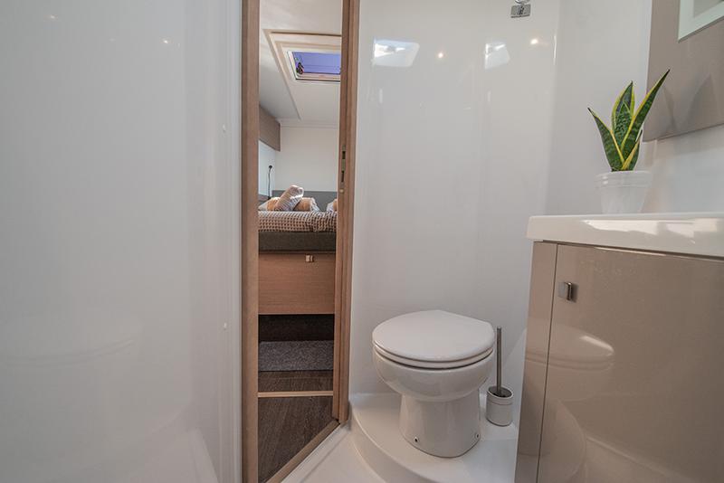 Book yachts online - catamaran - Astréa 42 - NOU NOU 1 - Skippered - rent