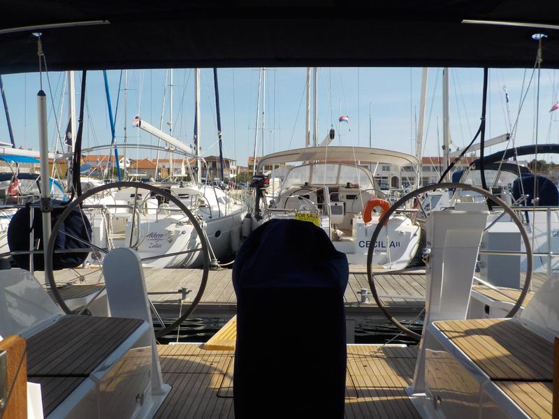 Book yachts online - sailboat - Bavaria Cruiser 46 - Ketu - rent