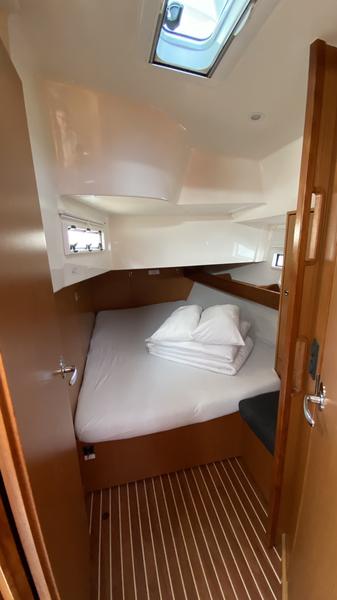 Book yachts online - sailboat - Bavaria Cruiser 45 - Lunga - rent